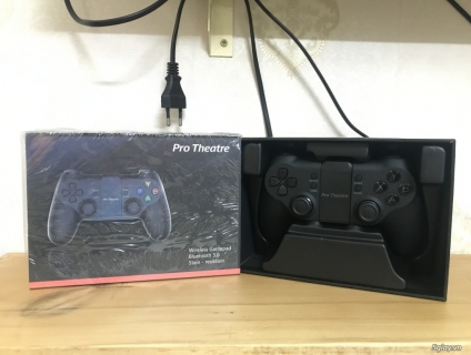 Cần bán tay bấm game bluetooth, fullbox, new 100%, giá siêu rẻ.