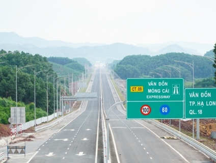 Cao tốc Vân Đồn Móng Cái