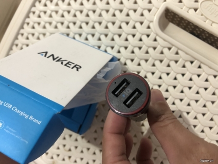 Cần bán Adapter Sạc Xe Hơi 2 Cổng Anker PowerDrive 24W