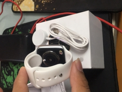 Đồng hồ W46 chưa kịp tặng ny thì bị cắm sừng