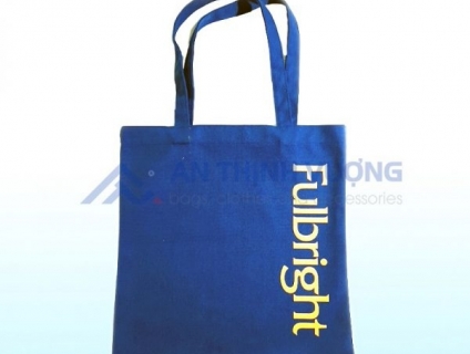 Bất ngờ với những lợi ích từ túi vải bố giá rẻ dành cho doanh nghiệp