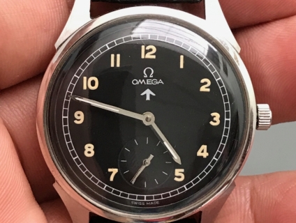 thanh lý đồng hồ omega kiểu quân đội, lên cót, size 37 giá 2.5 tr