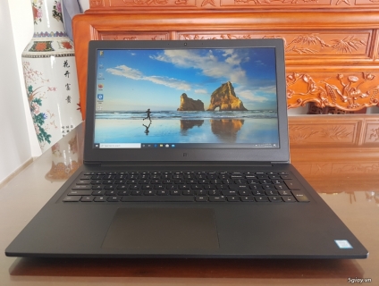 Laptop Vỏ Nhôm XiaomiMi, Core i5 8th, Ram 8GB, Màn IPS Full HD Mới 99%