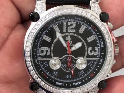 Giao lưu đồng hồ Richard & Co vỏ đính full kim cương thiên nhiên