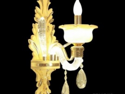 Đèn treo tường pha lê cao cấp nhập khẩu chính hãng