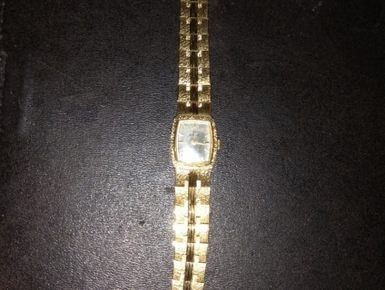 Rado mỏ neo cơ cót cổ nữ mạ vàng