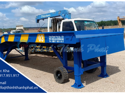 Cầu xe nâng container