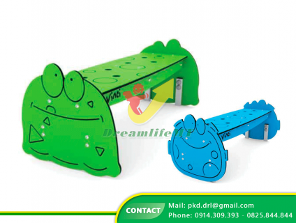 Bàn ghế trang trí công viên đáng yêu, phù hợp với trường học