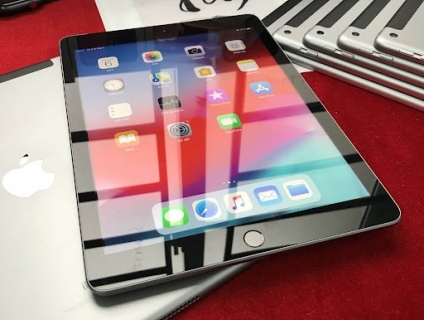 Mới về vài cây Ipad Gen 6 2018 32Gb xách tay hiếm