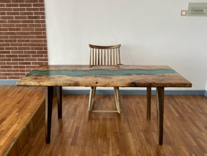 BÀN LÀM VIÊC GỖ EPOXY