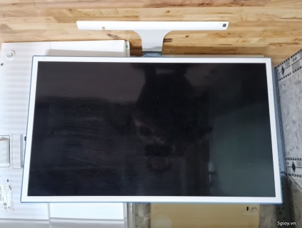 Màn máy tính để bàn Samsung E360