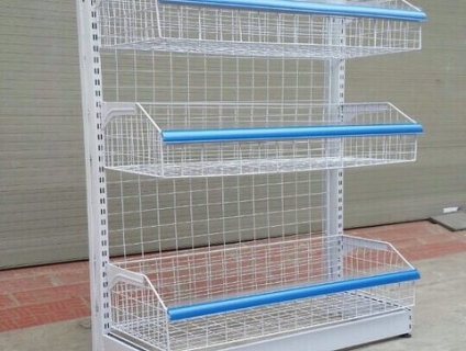 Kệ trưng bày mỳ tôm