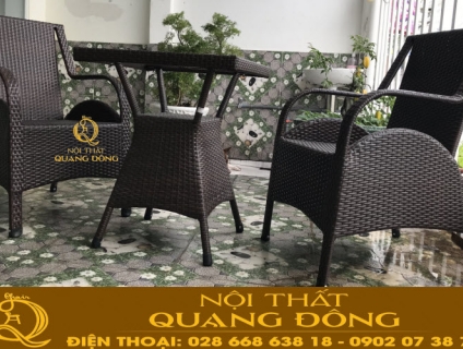 Chuyên phân phối sản xuất trực tiếp bàn ghế giả mây tại TPHCM