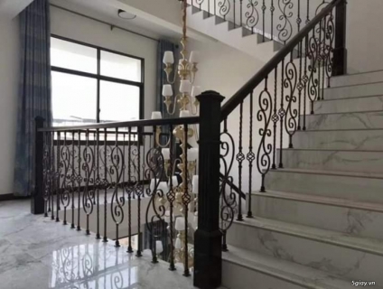 Thi Công Cầu Thang Sắt Mỹ Thuật tại Bình Dương Giá Rẻ