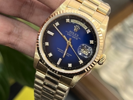 RL 5 số vỏ vàng đúc 18k full gold 18k. Mặt số xanh mắt mèo  siêu víp