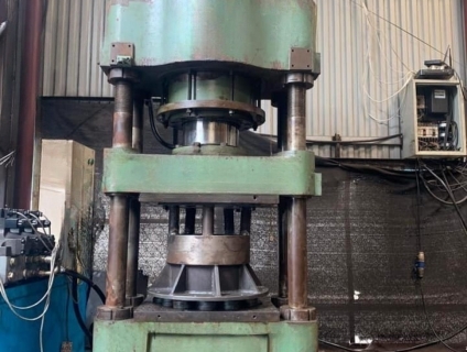 Máy ép thủy lực 200 tấn song động thanh lý