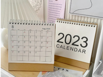 Lịch trang trí để bàn - Tiệm Decor HCM