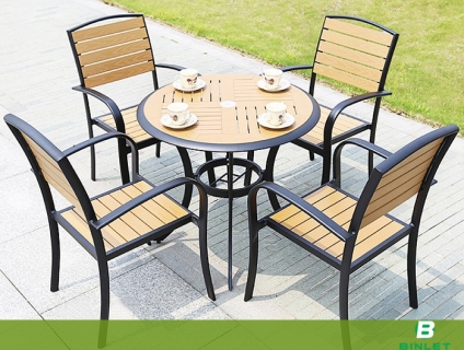 Bộ bàn ghế nhôm đúc ngoài trời có nên mua không?