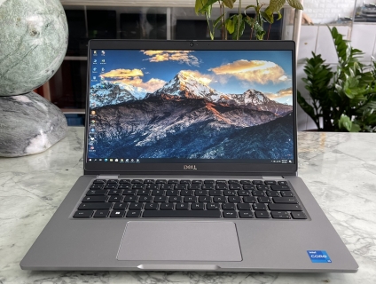 Laptop Toshiba Portégé X30 mỏng nhẹ chỉ nặng 1kg i5-7200u /Ram 4GB/ SS
