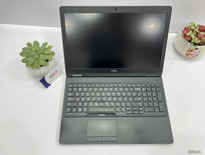 Dell Latitude 5580 i7-7820HQ, 8G, SSD 256G, NVIDIA GeForce 940MX, FHD