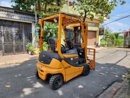 Cần bán gấp Xe Nâng Điện Ngồi Komatsu FB15-12 Năm 2017 Đời cao.
