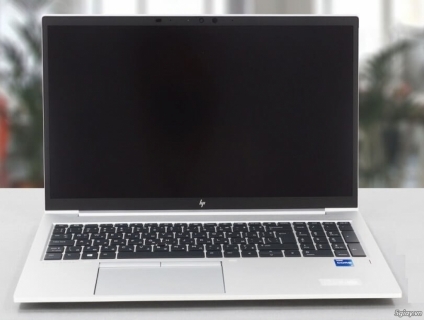 HP EliteBook 850 G8: i7-1185G7, RAM 16G, SSD 1TB, 15.6"FHD