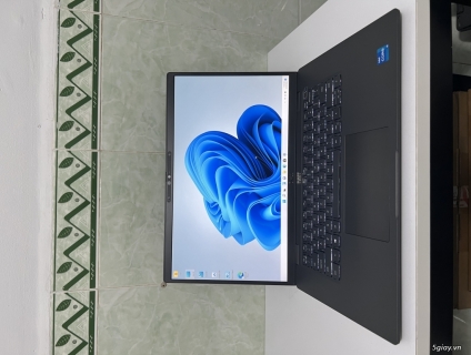 Xem thêm 5 ảnh dell latitude 7520 i5 1135g7 16g 256 15,6 full hd webc