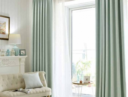 Rèm Cửa Gia Đình Giúp Ngăn Phòng Điều Hòa