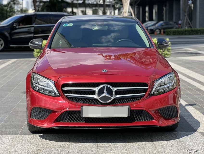 Mercedes c200 model 2019 full bảo dưỡng hãng
