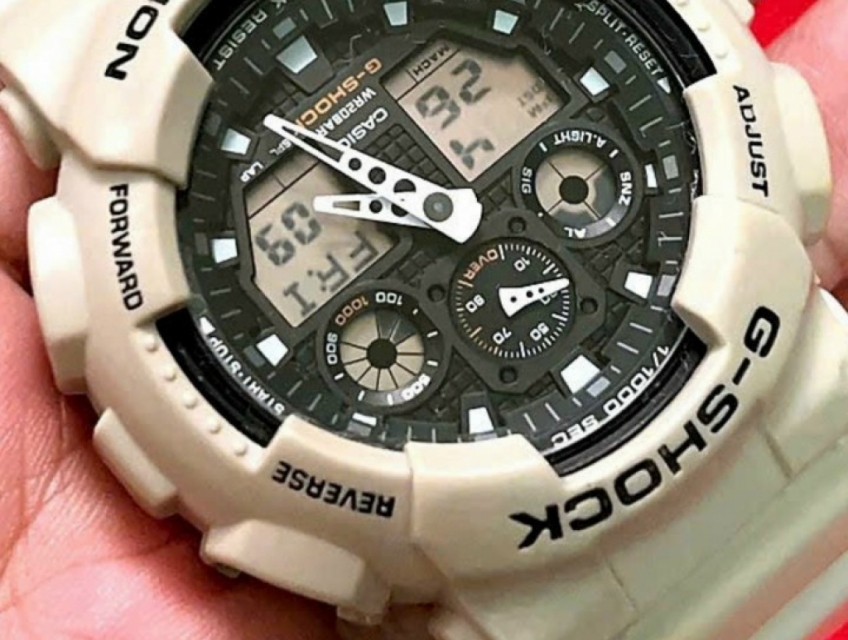 G SHOCK kim + màn hình tuyệt đẹp