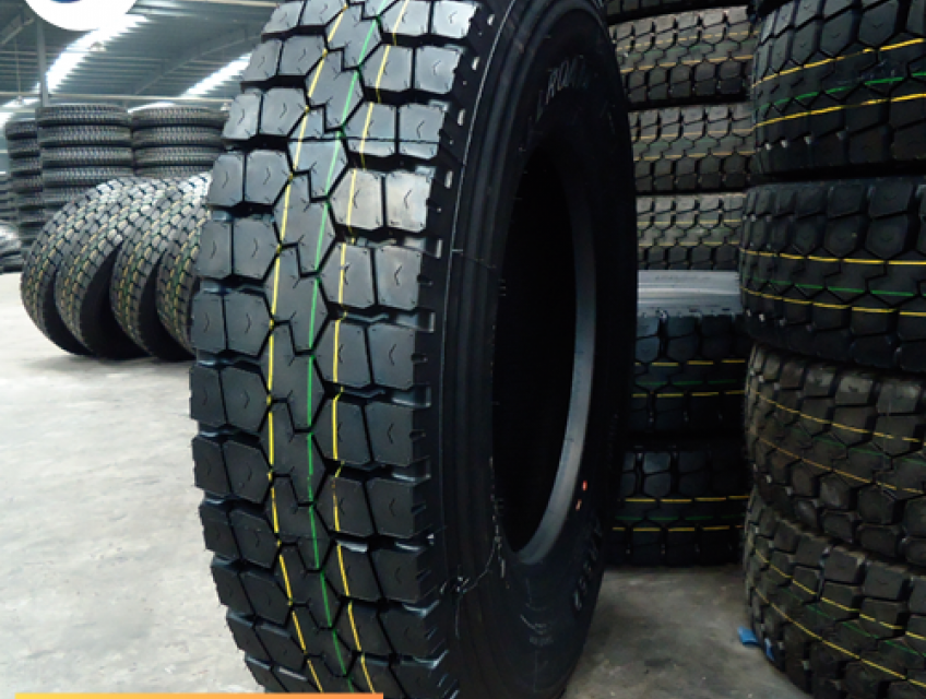 --VỎ XE TẢI MAXXIS 8.25-16 18PR M276 GAI XUÔI--