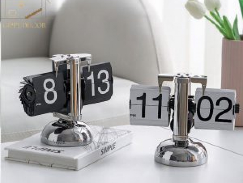 ĐỒNG HỒ LẬT SỐ ĐỂ BÀN 2023