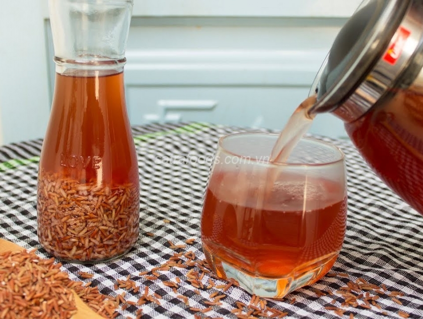 Cách nấu trà gạo lứt mật ong
