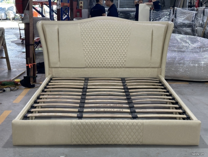 Ưu Điểm Của Giường Ngủ Bọc Vải Nỉ: Sự Sang Trọng, Thoải Mái và Tính Th