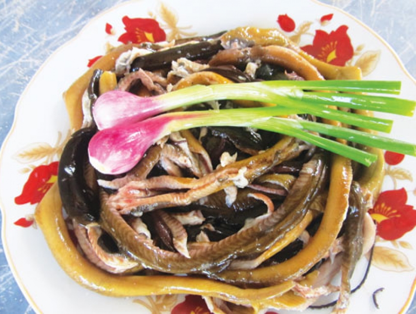 Lươn Tươi Sống": Hành Trình Khám Phá Hương Vị Độc Đáo