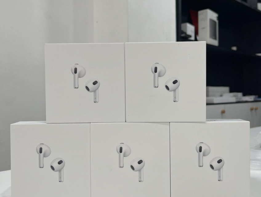 AirPods 3 new seal chua active gia tot