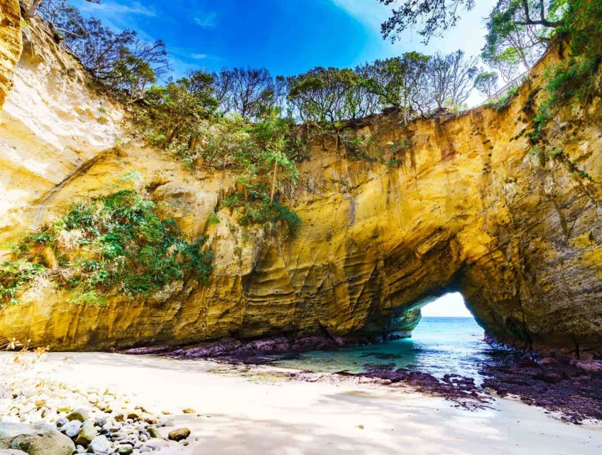 Top 5 bãi biển đẹp nhất Nhật Bản