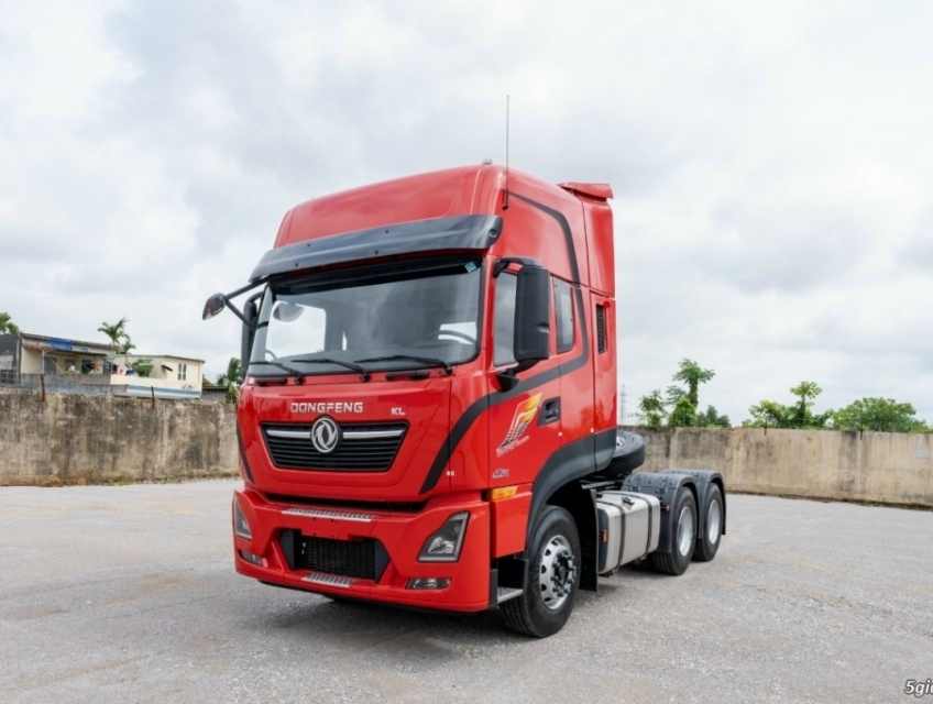 Xe đầu kéo Dongfeng D420 (6x4) 420HP