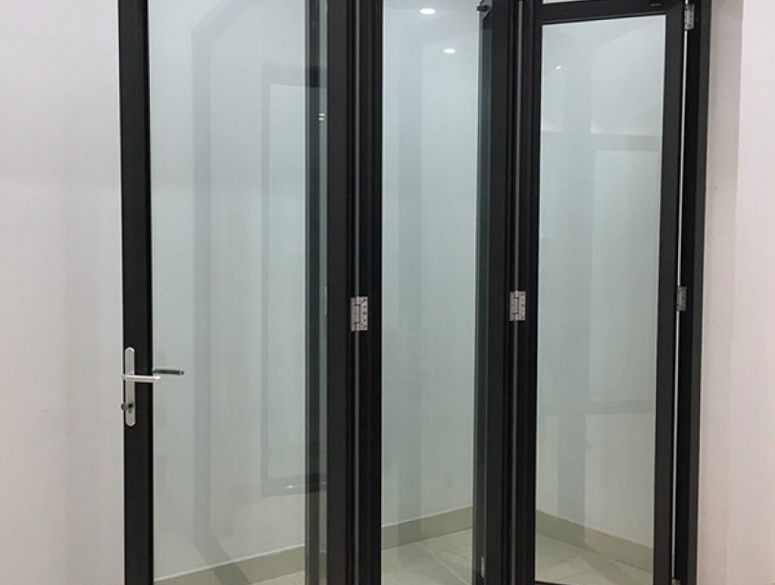 Thiết kế cửa lùa kính xếp gấp giúp tận dụng ánh sáng tự nhiên cho khôn