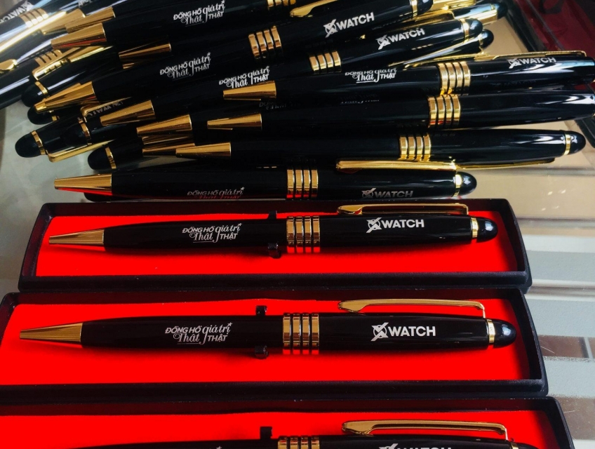 Xưởng Khắc Logo Lên Bút Kim Loại Giá Sỉ Từ 10 Cây Tại Tp.HCM