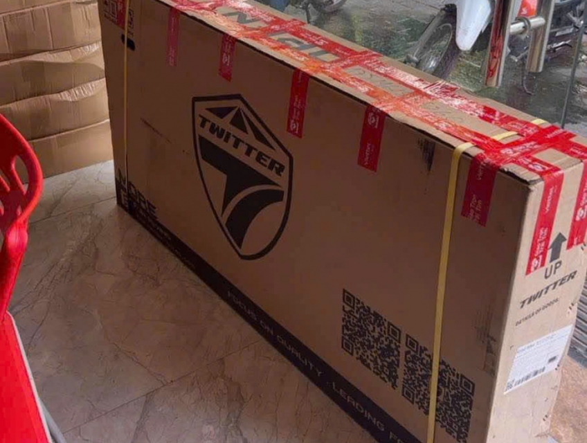 Twitter Cyclone Pro Disc Main 29” size M, Carbon, dây âm , SRAM- 99%