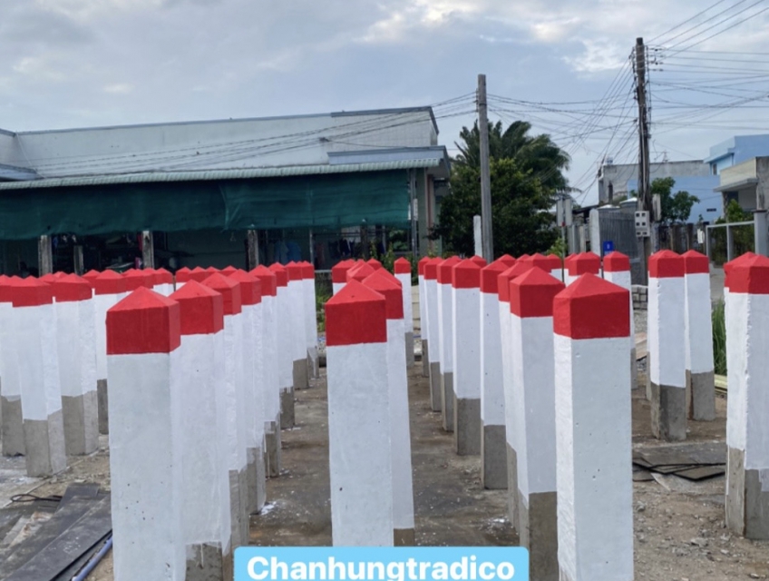 Cọc Tiêu Bê Tông Cốt Thép Sản Xuất Theo Yêu Cầu Giá Rẻ 2024