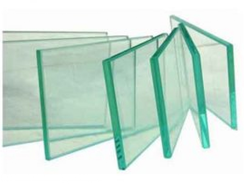 Vai trò của máy móc và tự động hóa trong quy trình sản xuất kính cường