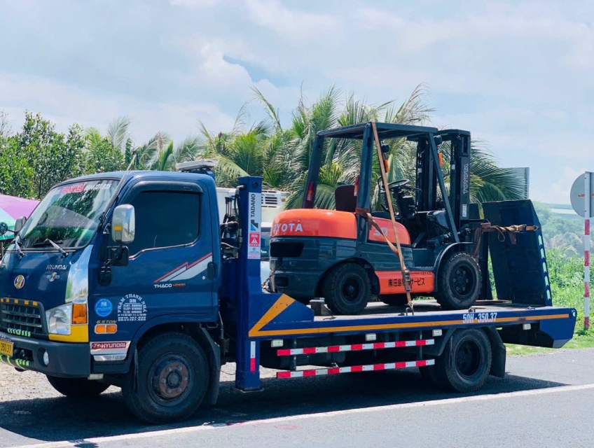 cho thuê xe cẩu, xe tải chở hàng Vĩnh Long
