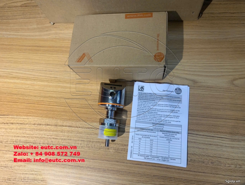 Cảm biến đo lưu lượng IFM