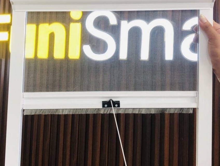 Cửa Tự Cuốn Chống Muỗi 3 Cạnh Gọn Đẹp Chống Côn Trùng Tuyệt Đối Giá Rẻ