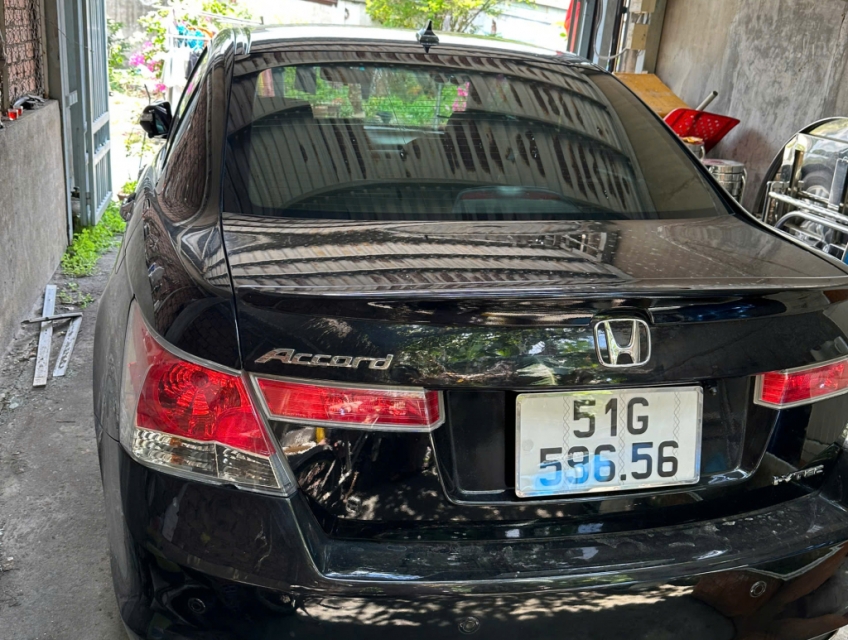 Bán Honda Accord 2009 AT nhập khẩu, số tự động, bản full options
