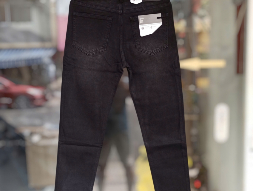 Quần jean slimfit đen Jacobs Cole