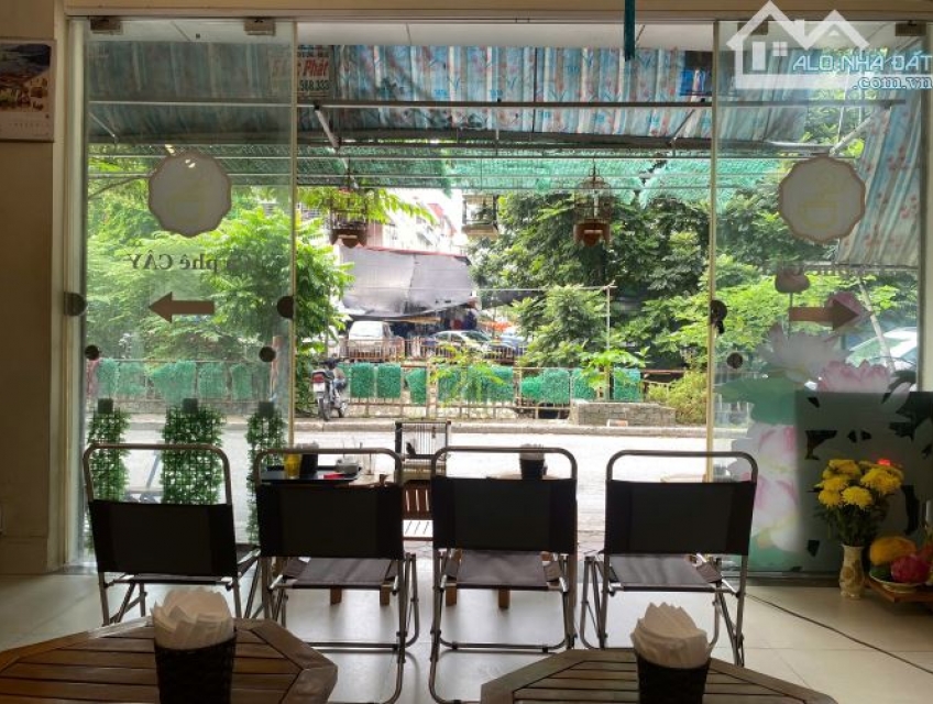 Cho thuê quán cafe đầy đủ đồ chỉ việc kinh doanh số 26/41 phố Đông