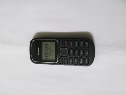 Cần bán Nokia 1202 cổ đẹp kèm xạc